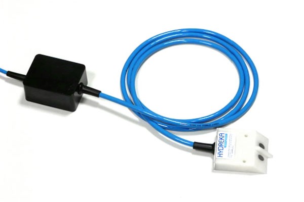 Conductive level sensor